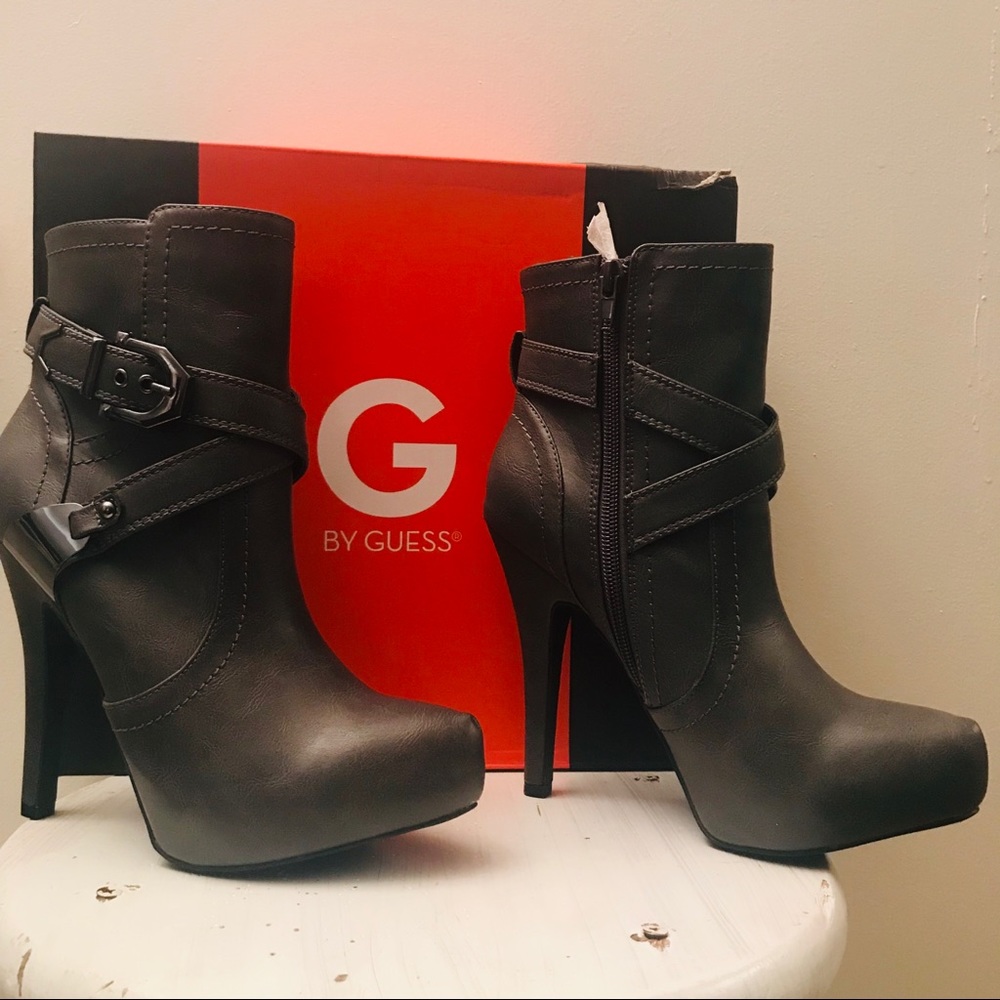 G by guess grey ankle Booties